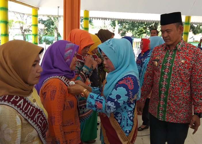 Wabup Pringsewu Minta Orang Tua Tanamkan Gemar Membaca 